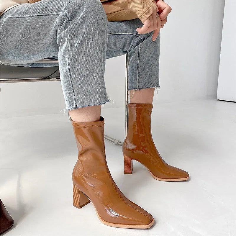 Weiss מגפוני עקב