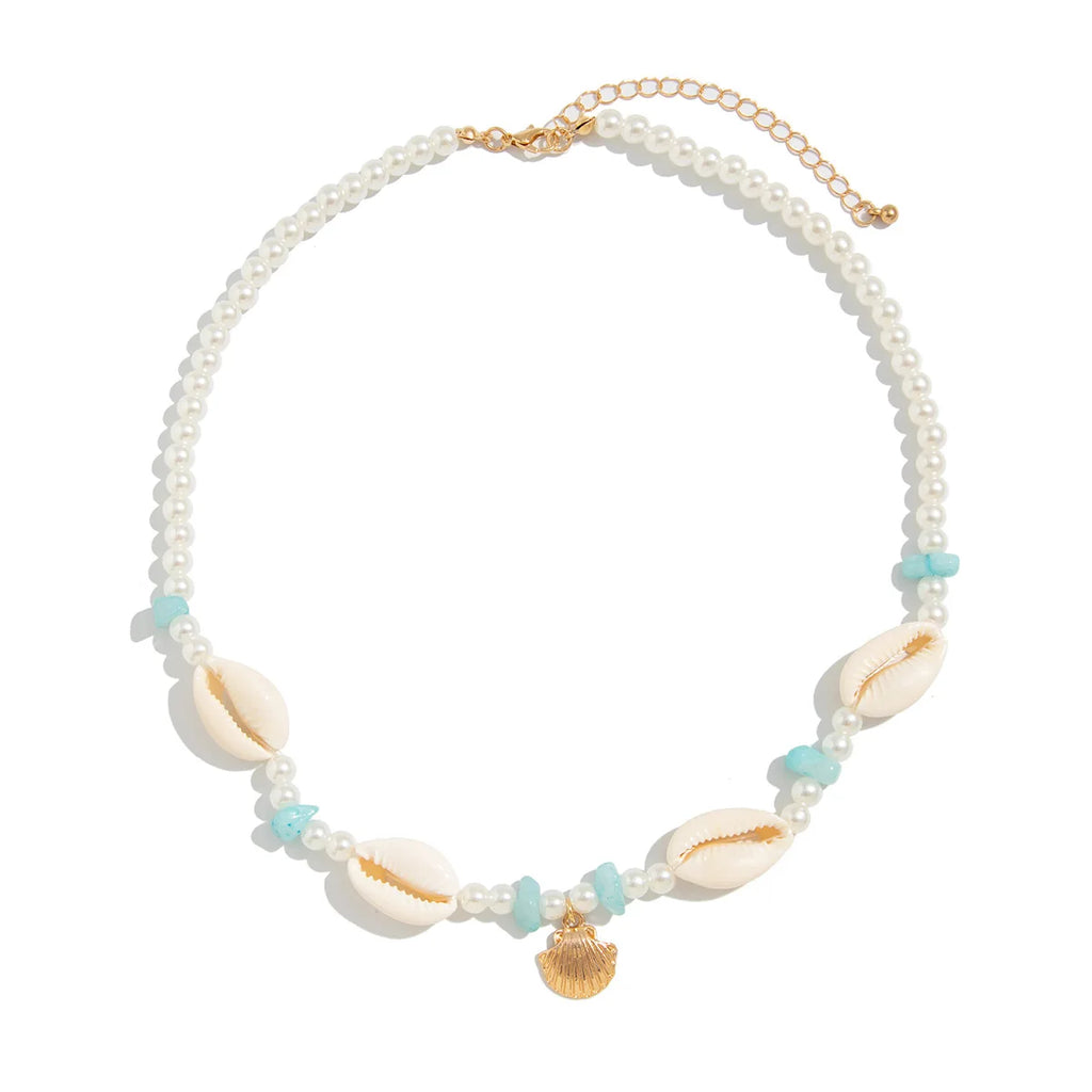 שרשרת פנינים בשילוב צדפים