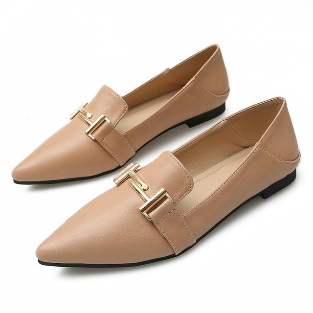 Eliza נעלי בובה מעור בשילוב אבזם